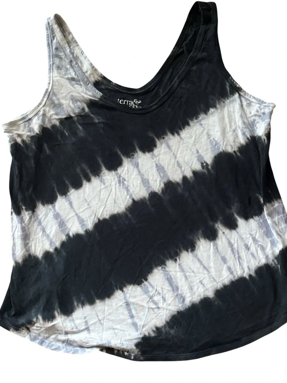 Terra & Sky Black and White Tie-Dye Scoop Neck Tank Top!